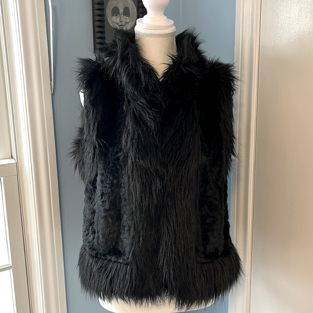 ANN TAYLOR Black Faux Fur Vest, Medium